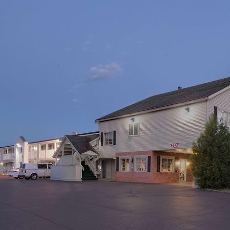 Queen City Inn Бангор Экстерьер фото