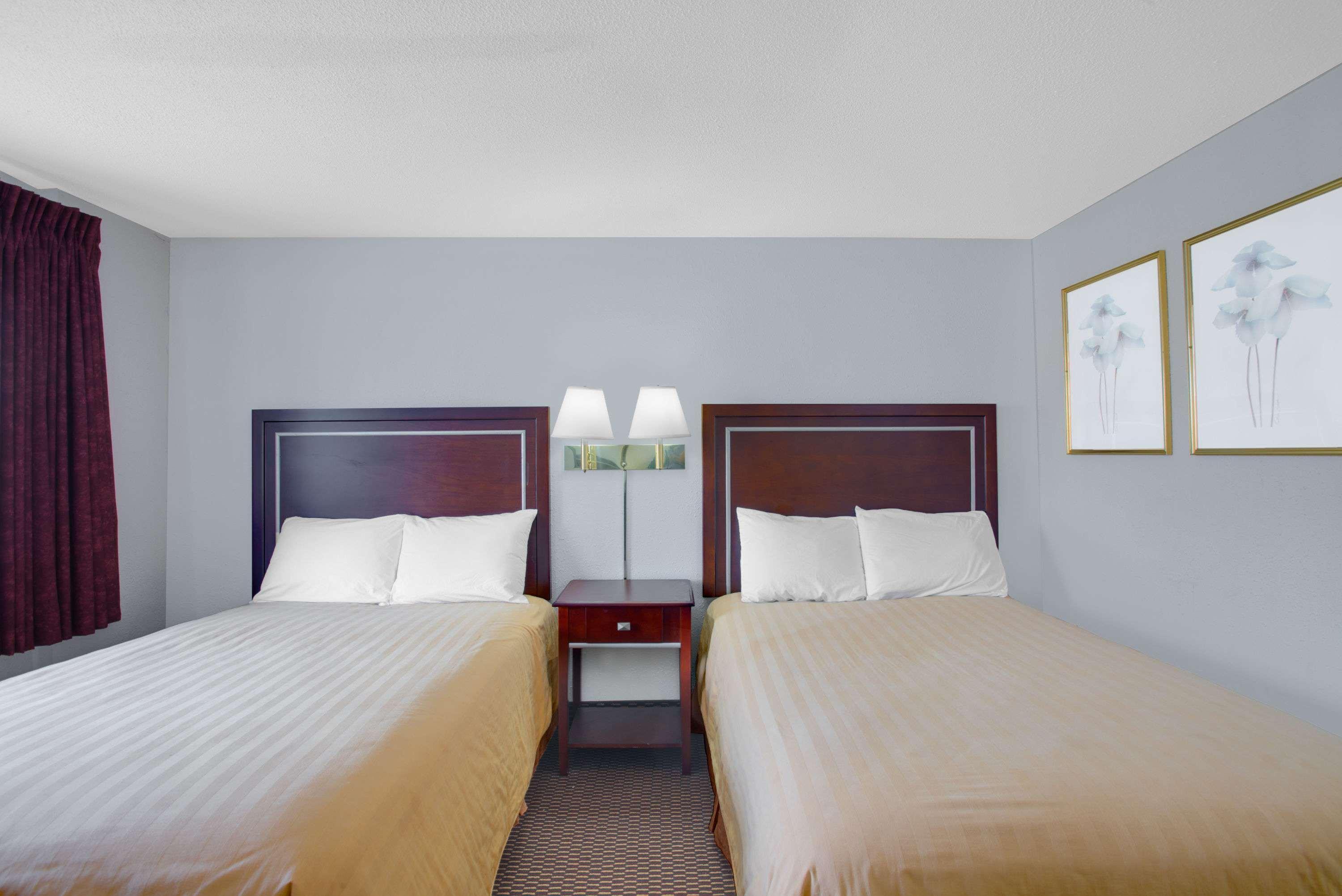 Queen City Inn Бангор Экстерьер фото