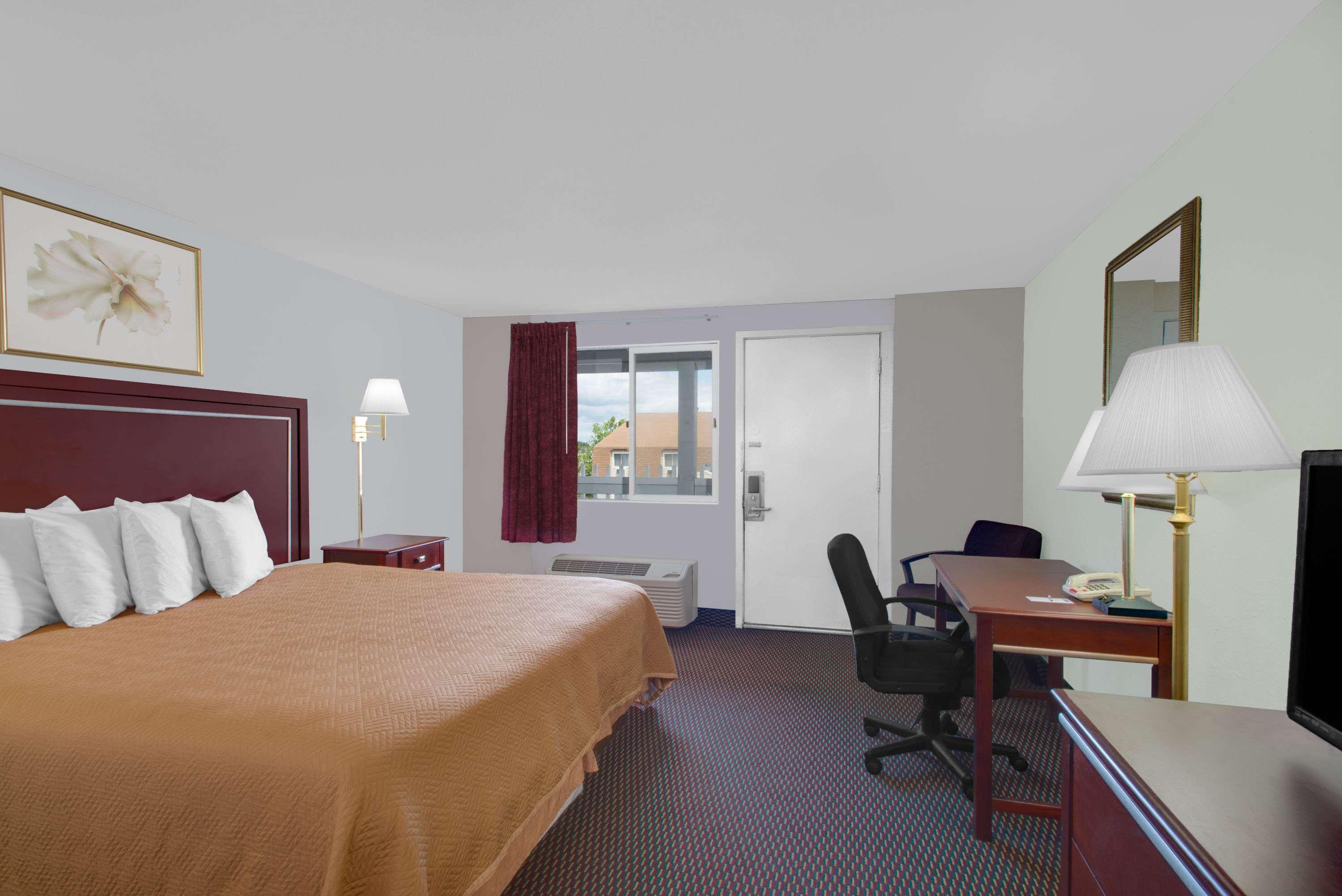 Queen City Inn Бангор Экстерьер фото